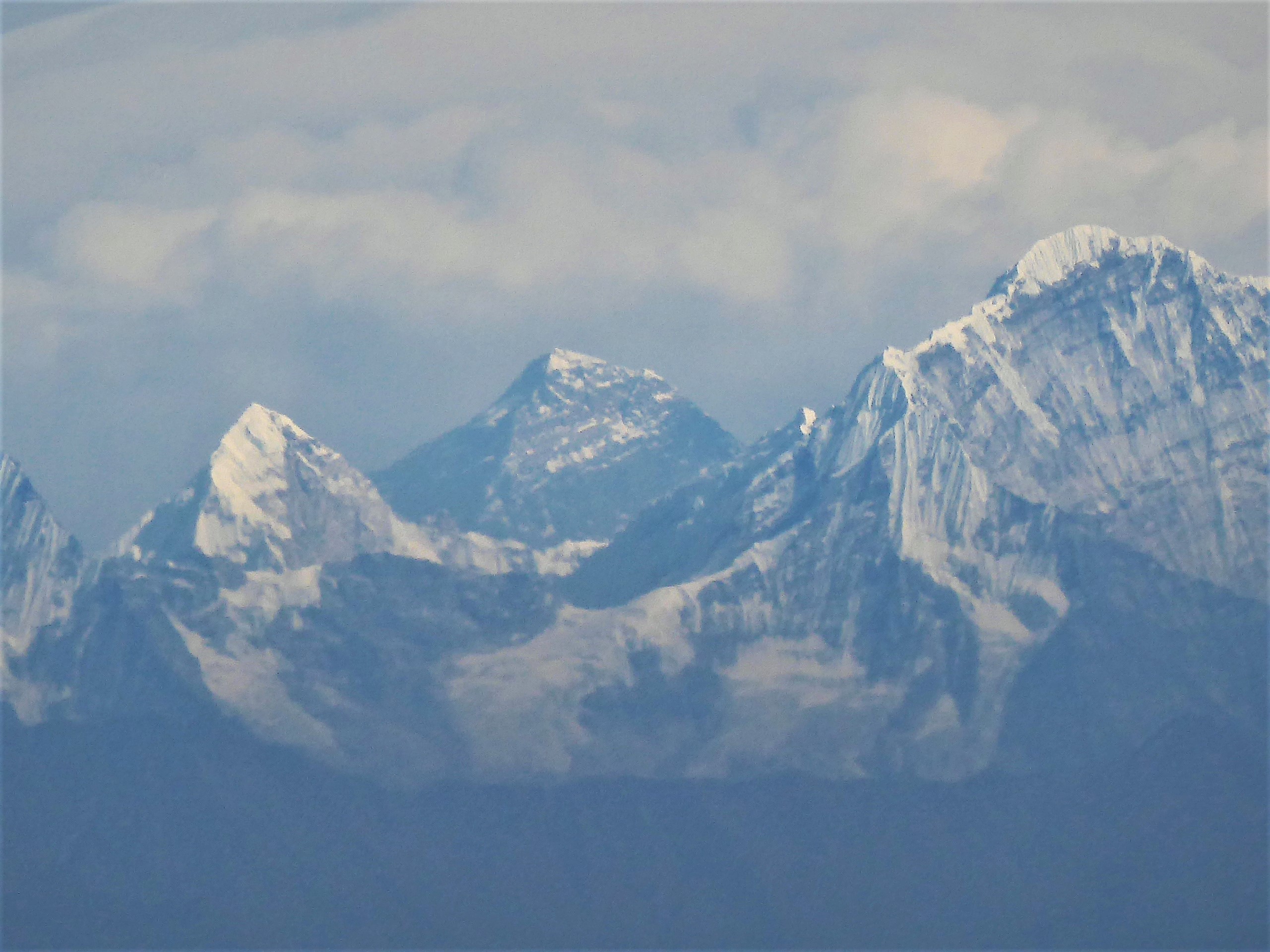 everest from nagarjun