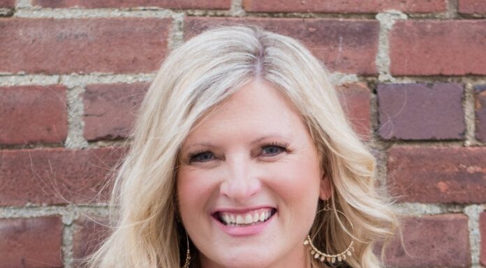 Grinnell Chamber of Commerce to Host “The Paralyzed Movement”