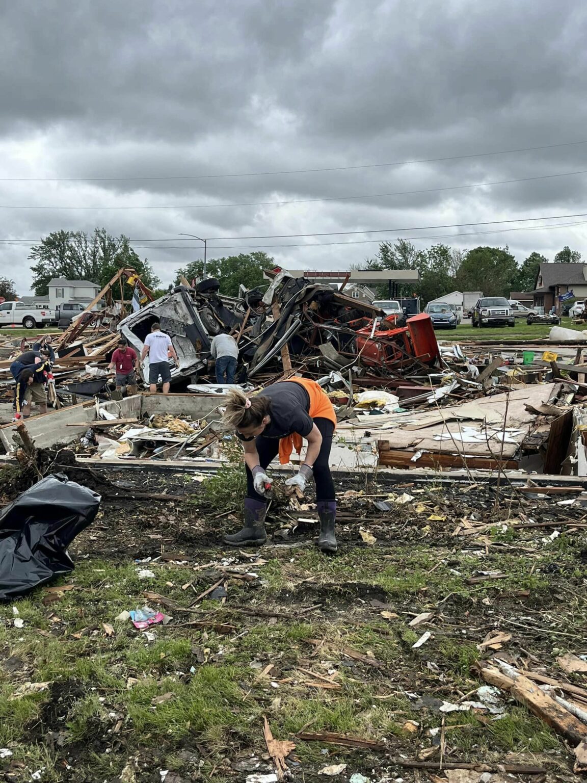GMRC employees aid families following Greenfield tornado | ourgrinnell