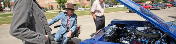 Grinnell Car Show – 8404